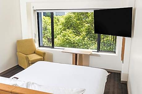 Crowne Plaza Canberra07